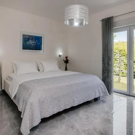 فيلة Ms025, - Makarska إيموتسكي